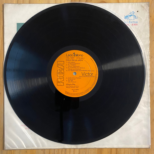 Alberto Rey<br>Chile En Un Arpa 1965 <br>RCA Victor – CML-2321