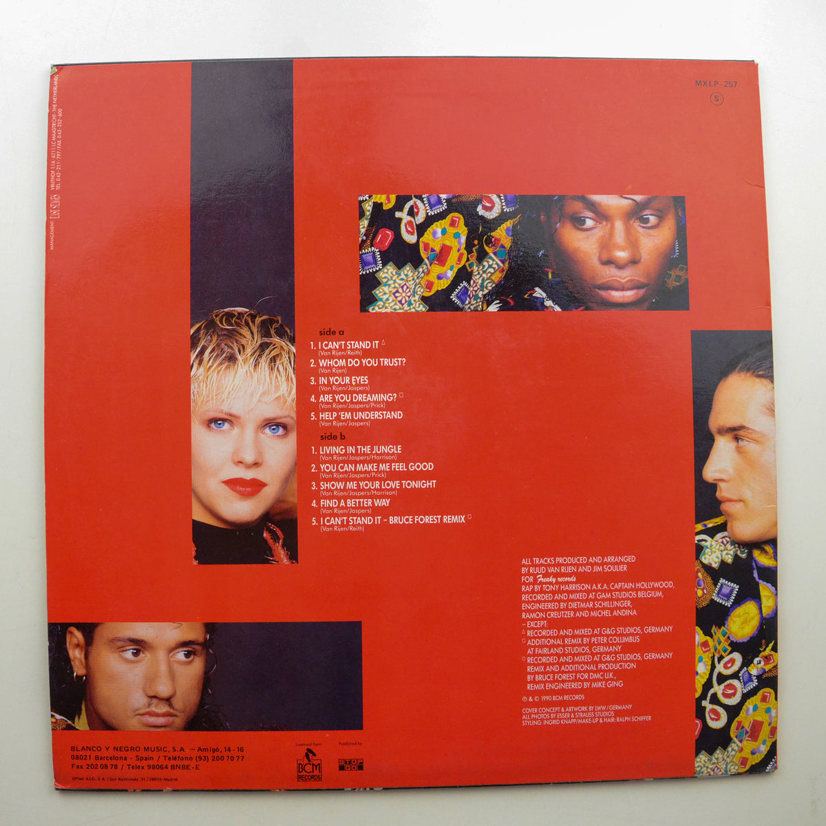 Twenty 4 Seven Featuring Capt. Hollywood <br> Street Moves 1990 <br> Blanco Y Negro - MXLP 257
