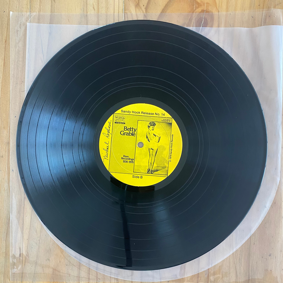 Betty Grable<br>Rare Recordings 1930-1970 1979<br>Sandy Hook Records – S.H.2014