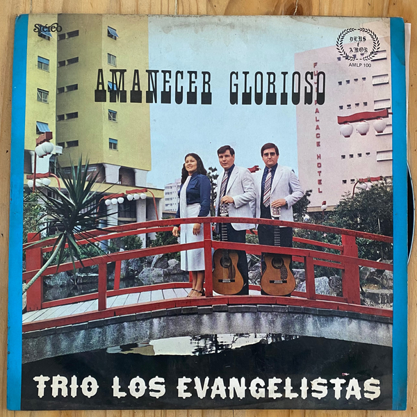 Trio Los Evangelistas<br> Amanhecer Glorioso<br> Deus é Amor – AMLP100