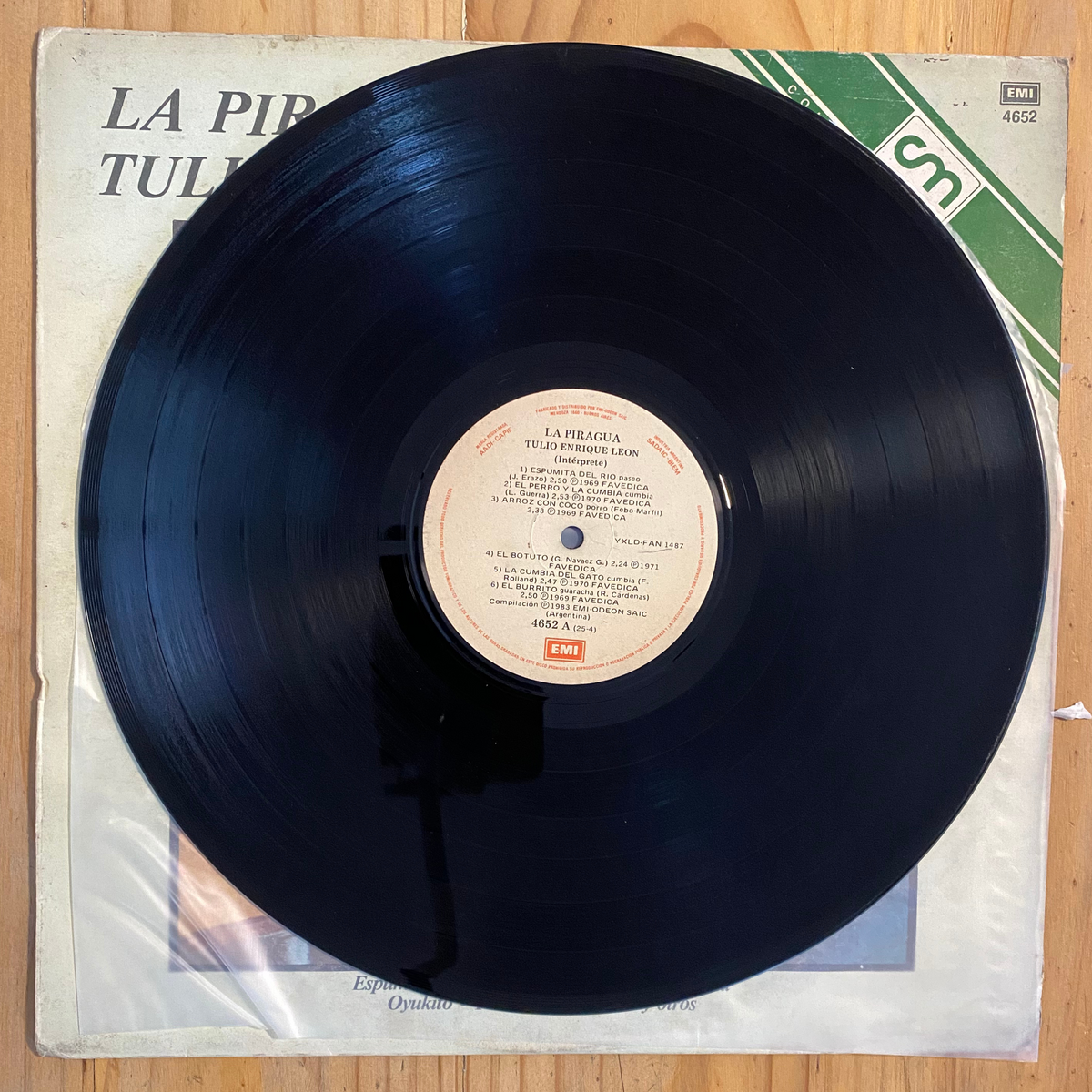 Tulio Enrique Leon<br> La Piragua 1983<br> EMI – 4652