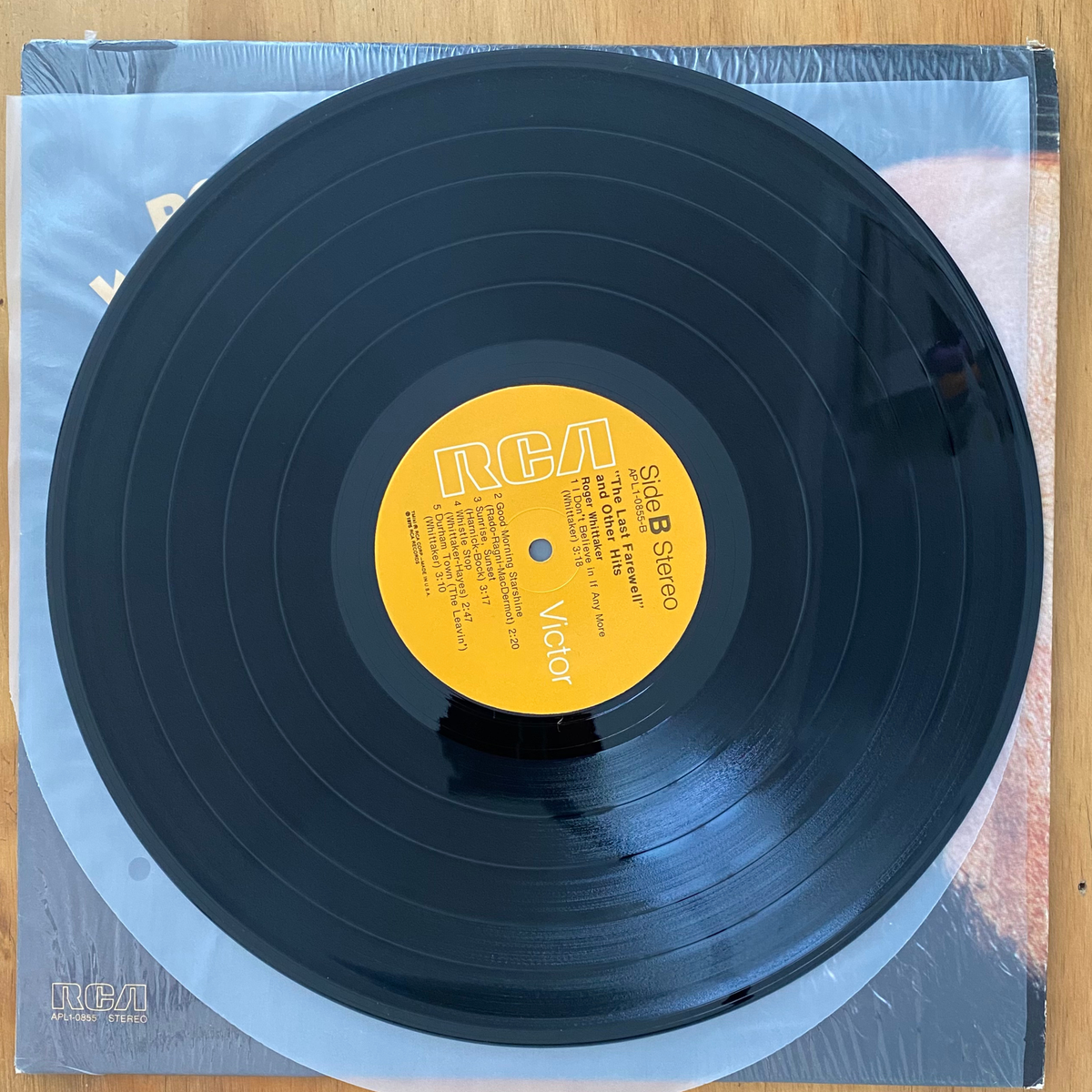 Roger Whittaker<br>The Last Farewell And Other Hits 1975 <br>RCA Victor – APL1-0855