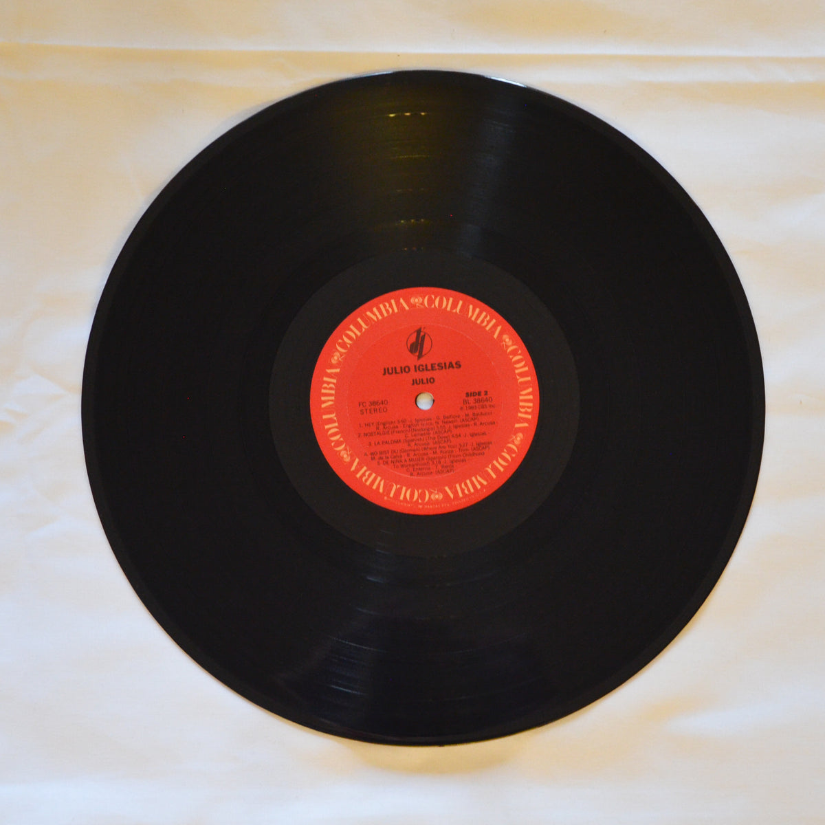 Julio Iglesias <br> Julio 1983 <br> Columbia - FC 38640