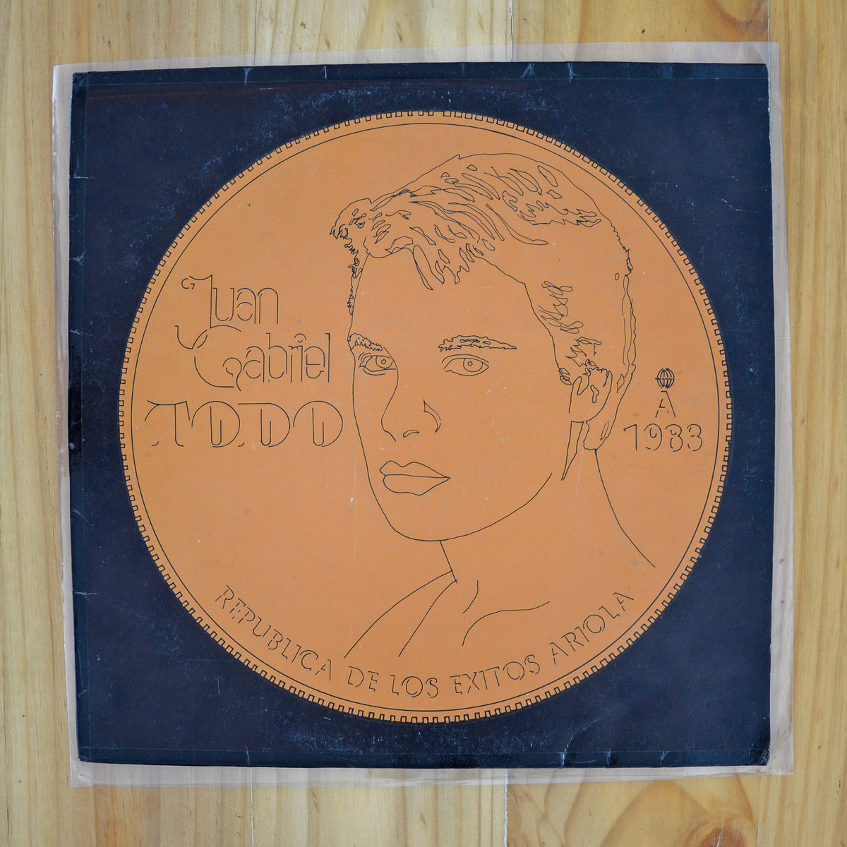 Juan Gabriel <br> Todo (República De Los Éxitos Ariola 1983) <br> Ariola - LAN 527
