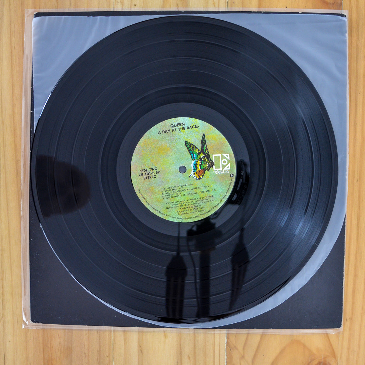 Queen <br> A Day At The Races 1976 <br> Elektra - 6E 101